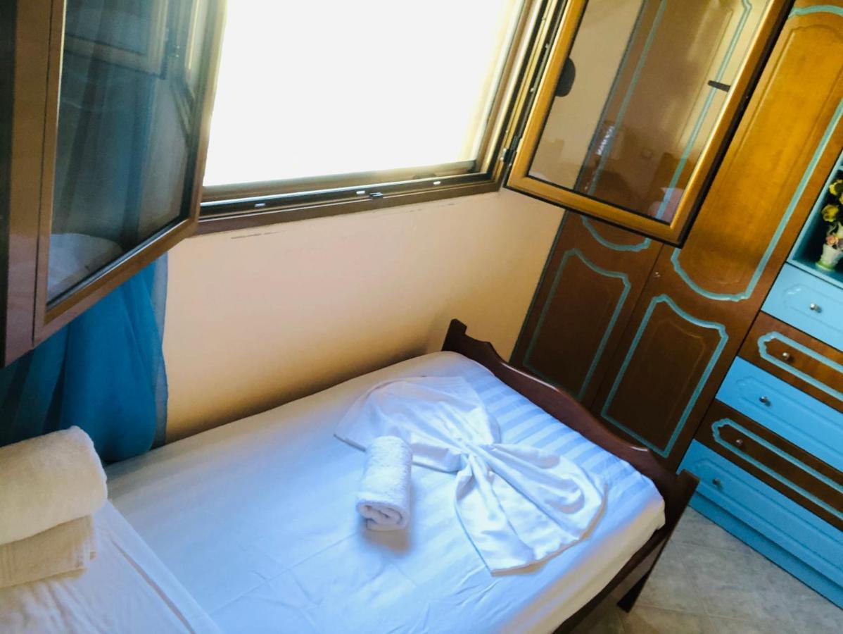 Comfort Guest Rooms Vila Hm Saranda Zewnętrze zdjęcie