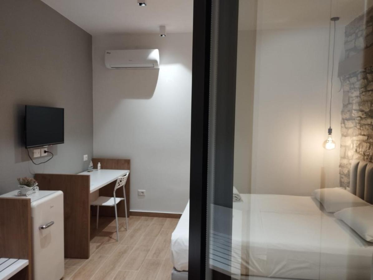 Comfort Guest Rooms Vila Hm Saranda Zewnętrze zdjęcie